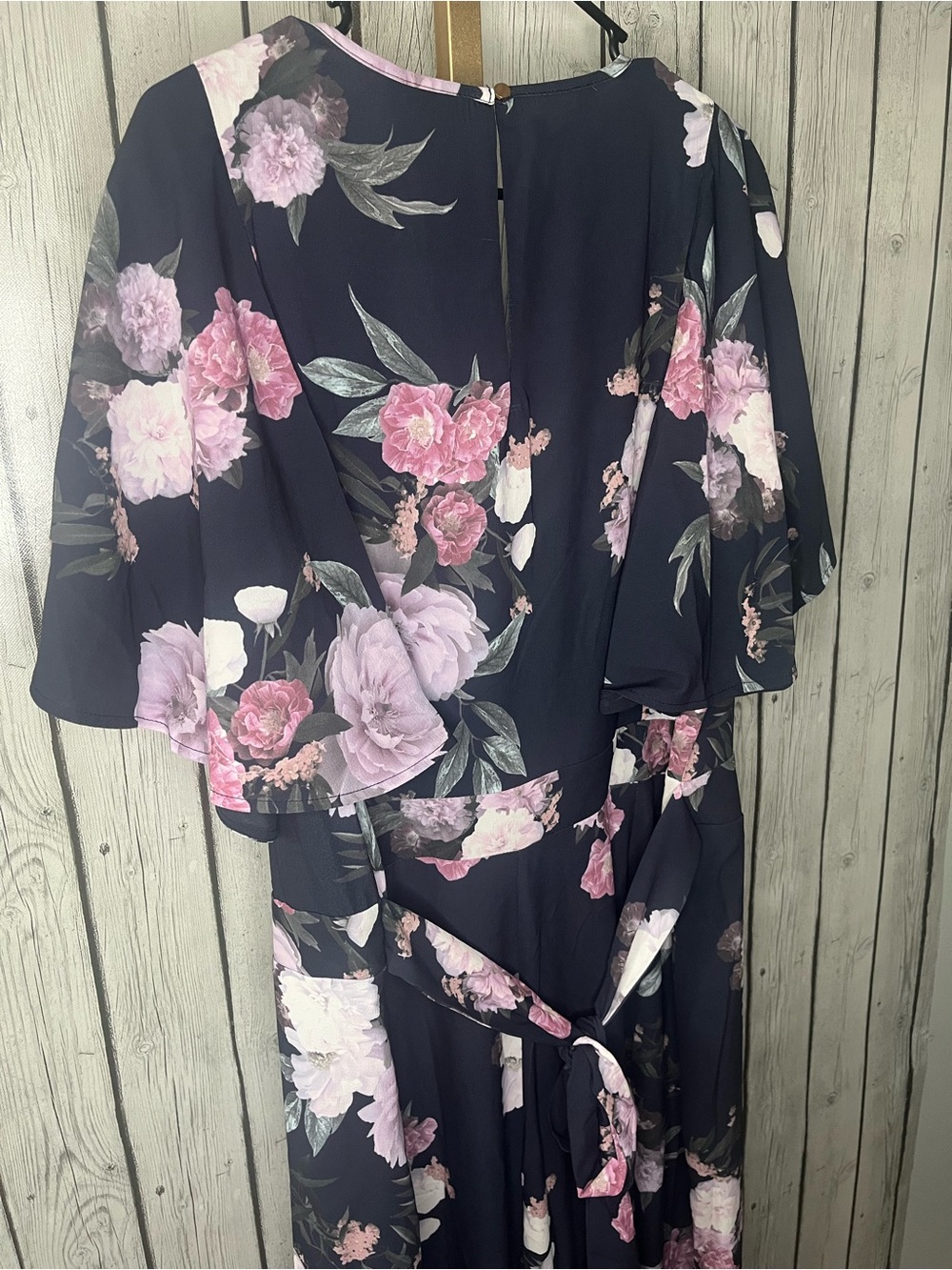 City Chic Dark Floral Wide Leg Jumpsuit V-Neck Flutter Sleeve Plus Size XL NWT - Picture 5 of 9